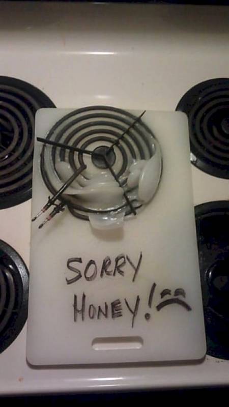 Oto co się może stać, jak zostawicie faceta samego w domu. 