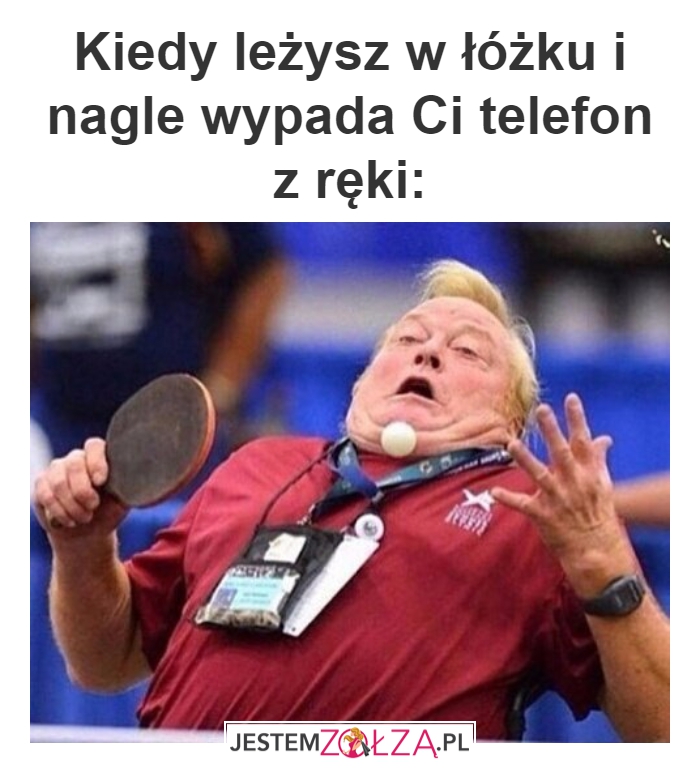 leżenie w łóżku
