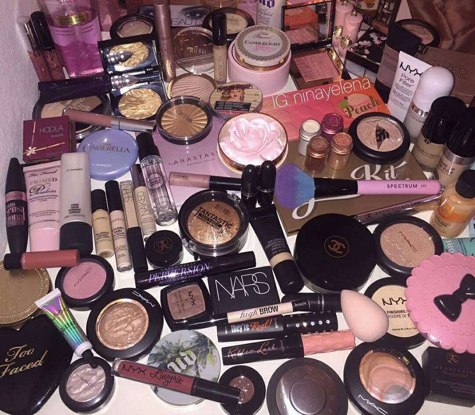 To się nazywa niezła kolekcja <3 Marzenie chyba każdej kobiety uwielbiającej makijaż.